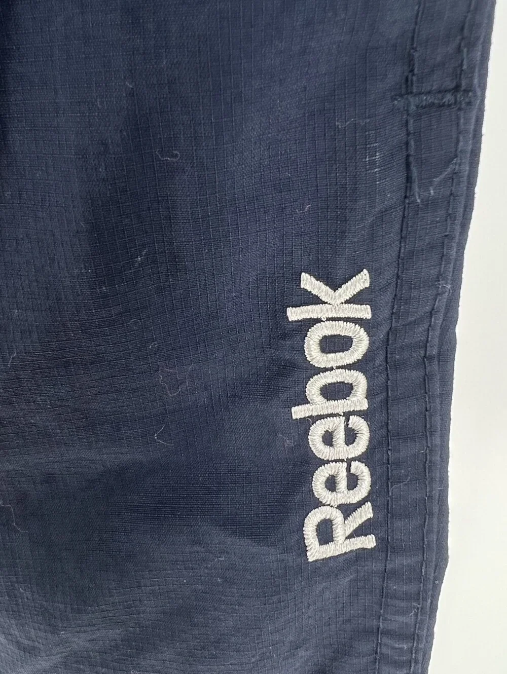 Reebok utiltiy shorts Size L men's (1-42)